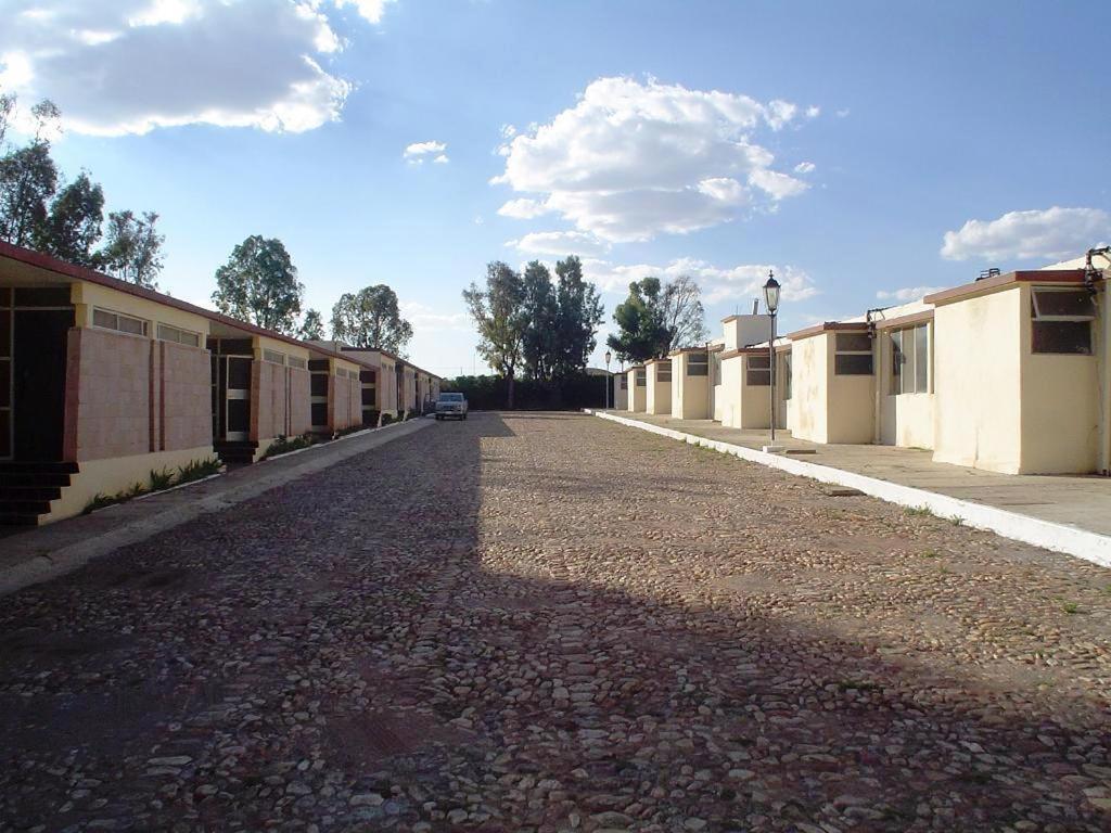 Motel La Fortuna Fresnillo Екстериор снимка
